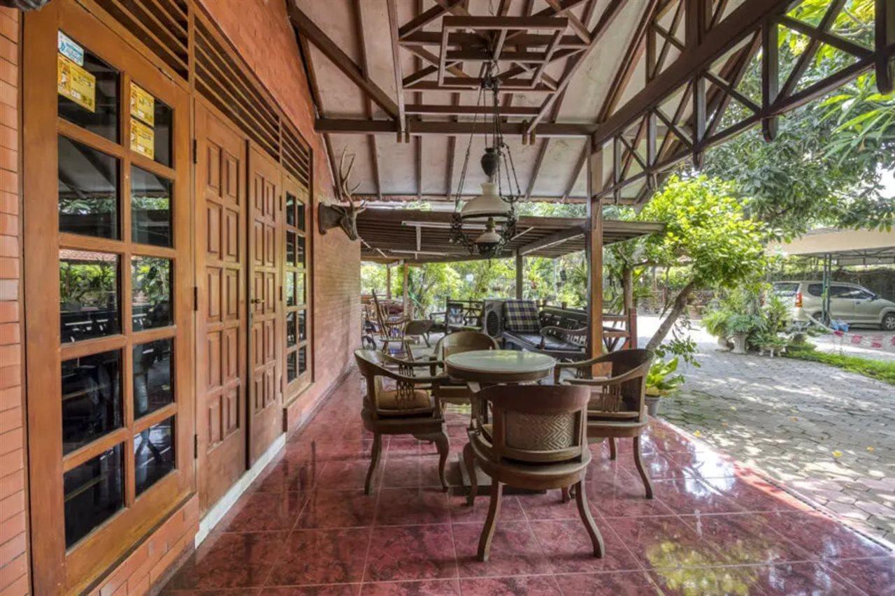 Reddoorz Hostel Near Adisucipto Airport Yogyakarta Kalasan Экстерьер фото